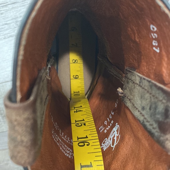 ✨️Dan Post Leather Riveted Cowboy Boots! - Picture 14 of 14